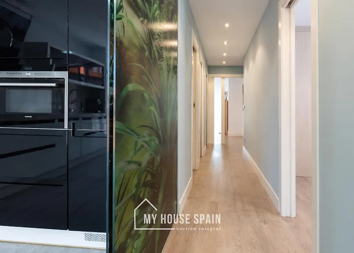 Myhousespain - Espacioso Piso Con Parking *