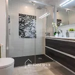 Myhousespain - Espacioso Piso Con Parking 公寓 希洪