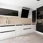 Myhousespain - Espacioso Piso Con Parking * 希洪