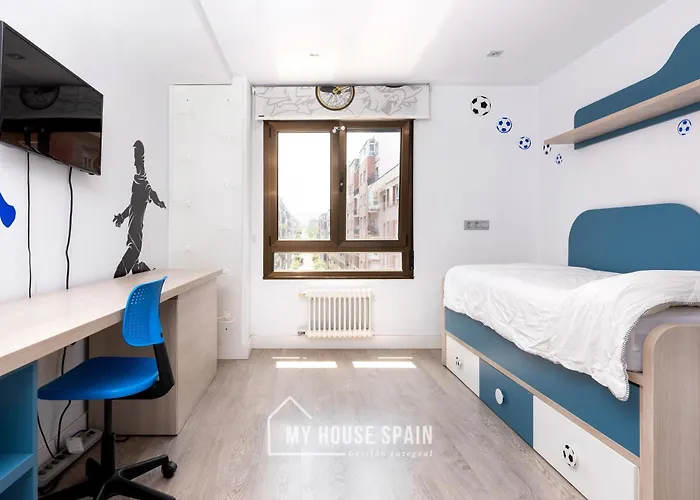 Myhousespain - Espacioso Piso Con Parking Apartamento Gijón