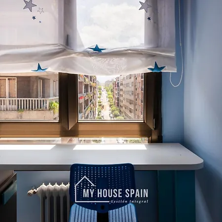 Lägenhet Myhousespain - Espacioso Piso Con Parking