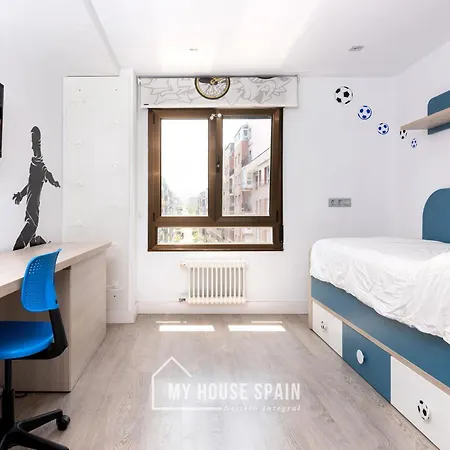 Myhousespain - Espacioso Piso Con Parking Lägenhet Gijón
