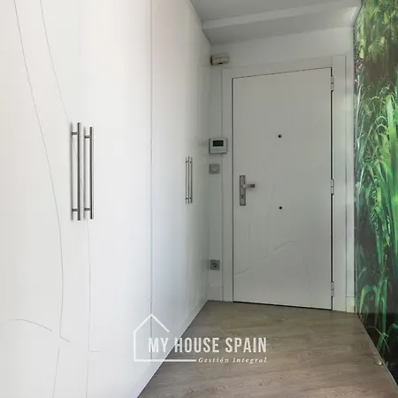 Lägenhet Myhousespain - Espacioso Piso Con Parking Gijón
