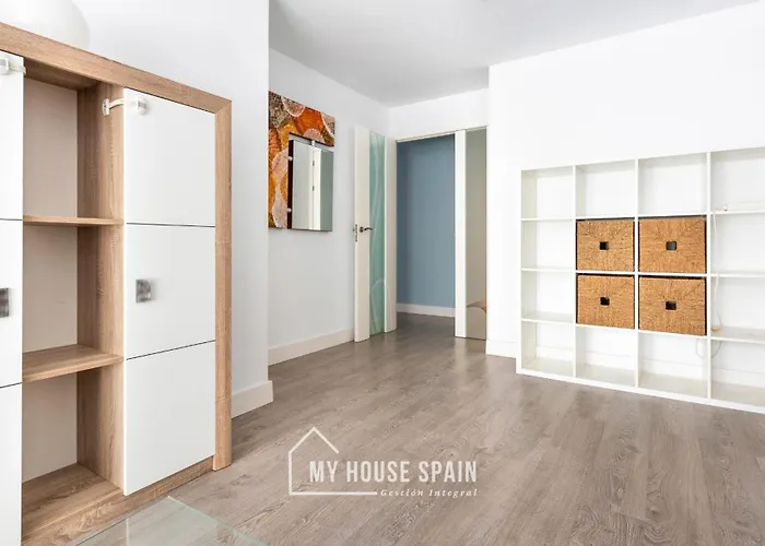Myhousespain - Espacioso Piso Con Parking * Хіхон
